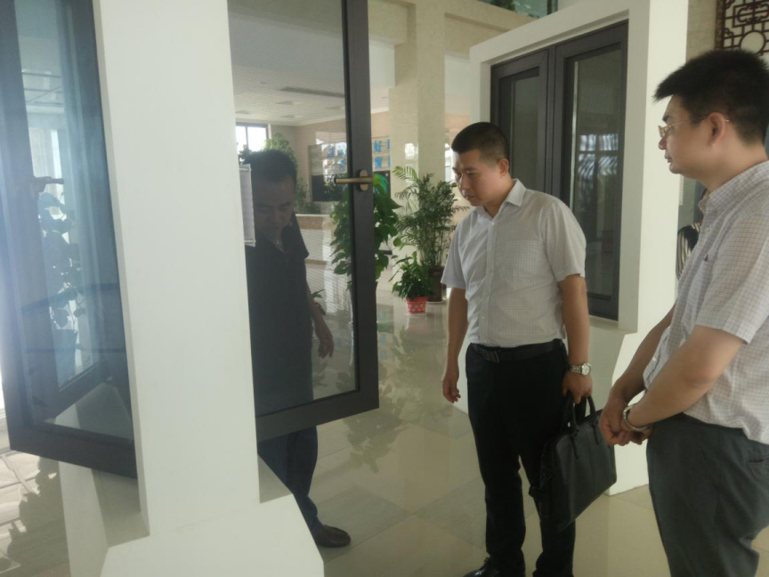 内江国土局纪委书记严杜华等领导临公司检察指导